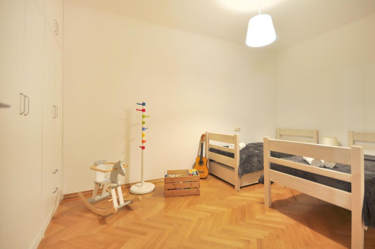 Family Apartment Noel - Omiš Екстериор снимка